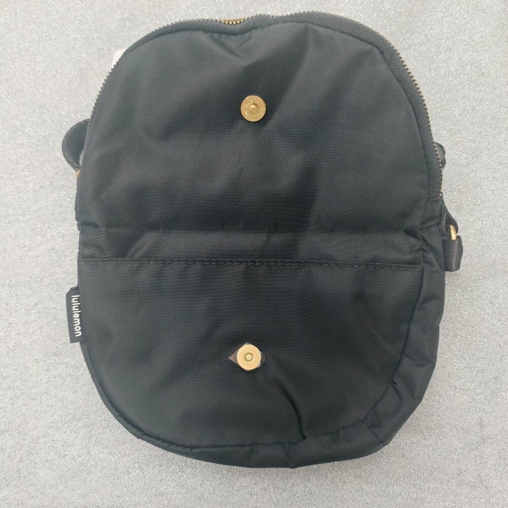 lululemon athletica Black Crossbody Bag - Picture 3 of 7